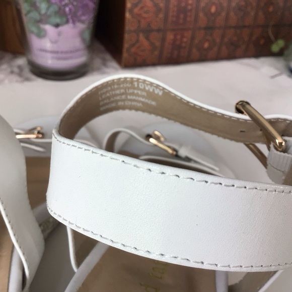 David Tate White Wedge Sandals - Picture 3 of 8